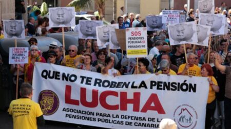 Llamamiento sindical a apoyar la Concentración en defensa de las pensiones el sábado en Tenerife