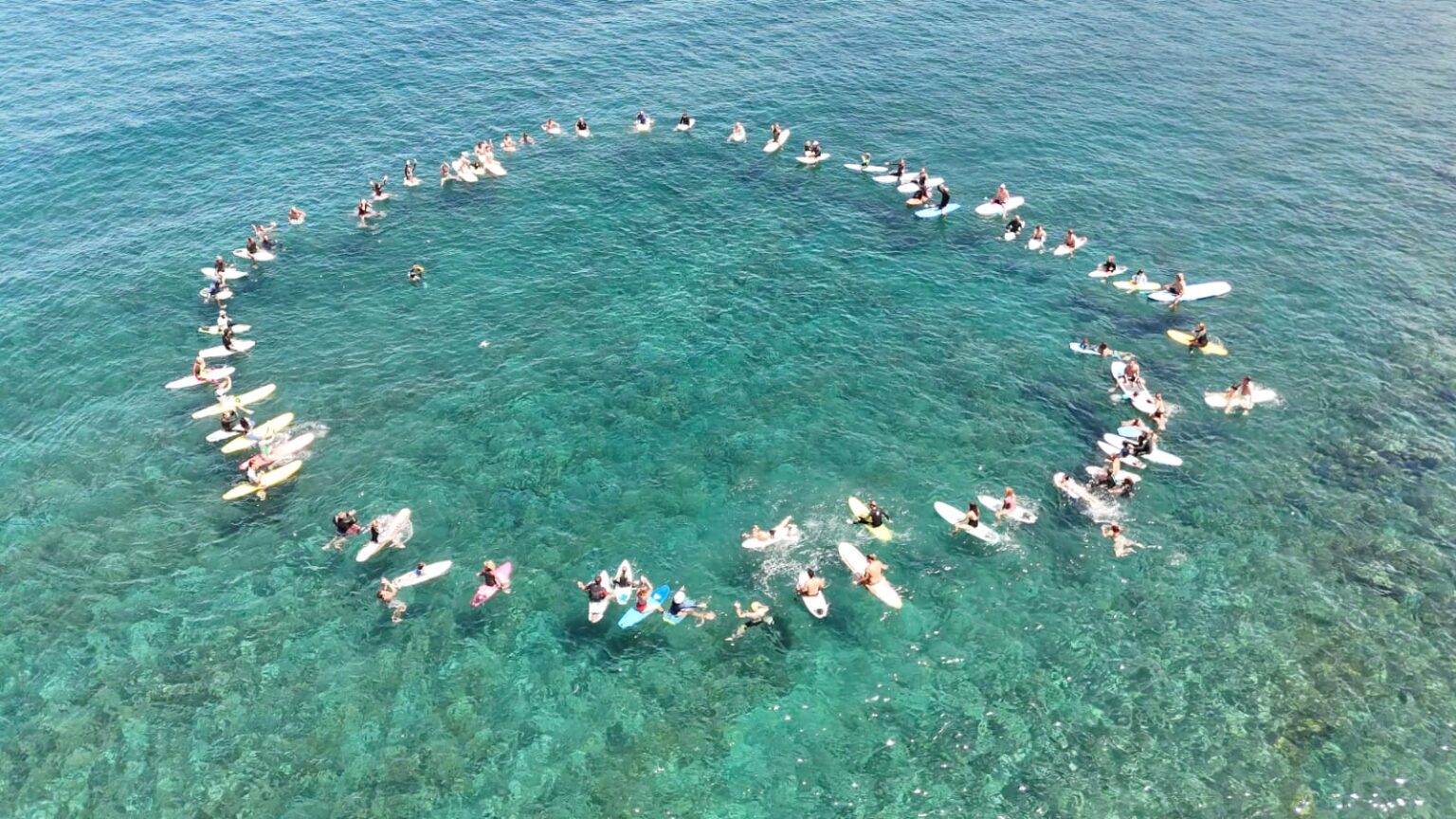 Denuncian el desastre ambiental y sanitario de los vertidos en el litoral del sur de Tenerife