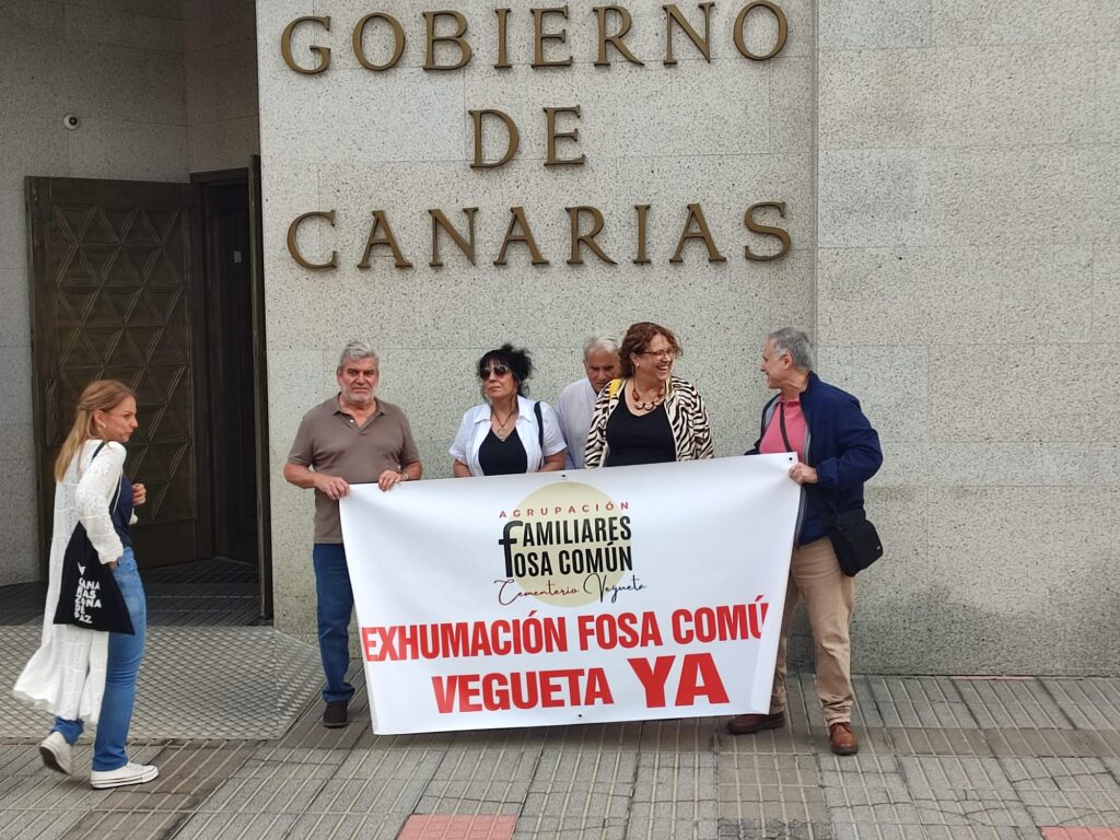 Reclaman al gobierno canario la exhumación urgente de la fosa común de Vegueta