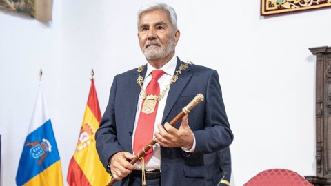 Colectivos sociales y vecinales denuncian al alcalde de Adeje ante la dirección nacional del PSOE por «captura institucional» y persecución del disenso