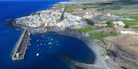 La Fundación Canarina alerta de una expansión turística sin precedentes en el sur de Tenerife con más de 15.000 nuevas camas