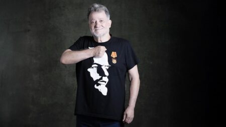 Lois Pérez Leira llama a la movilización contra el «fascismo global» y defiende un Frente Popular del siglo XXI